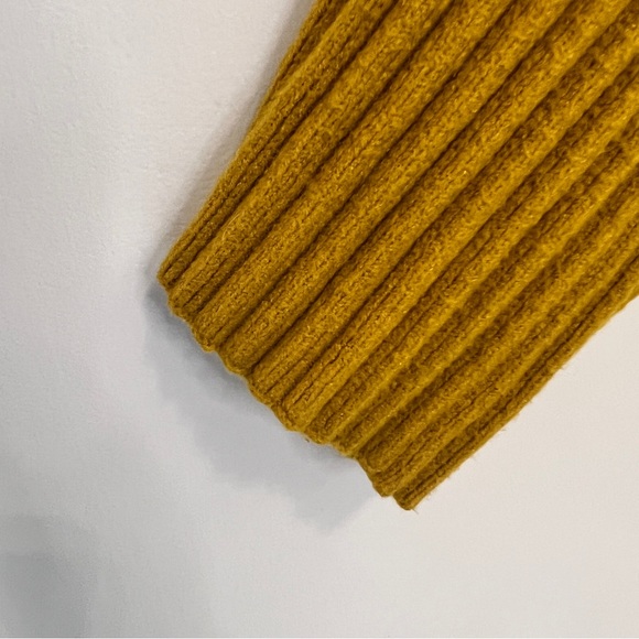 Anthropologie Sweater Size Large - Picture 10 of 13